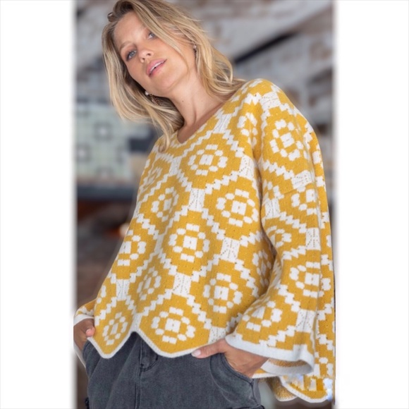 POL Geo Print V Neck Sweater Oversized Fit - Picture 4 of 12